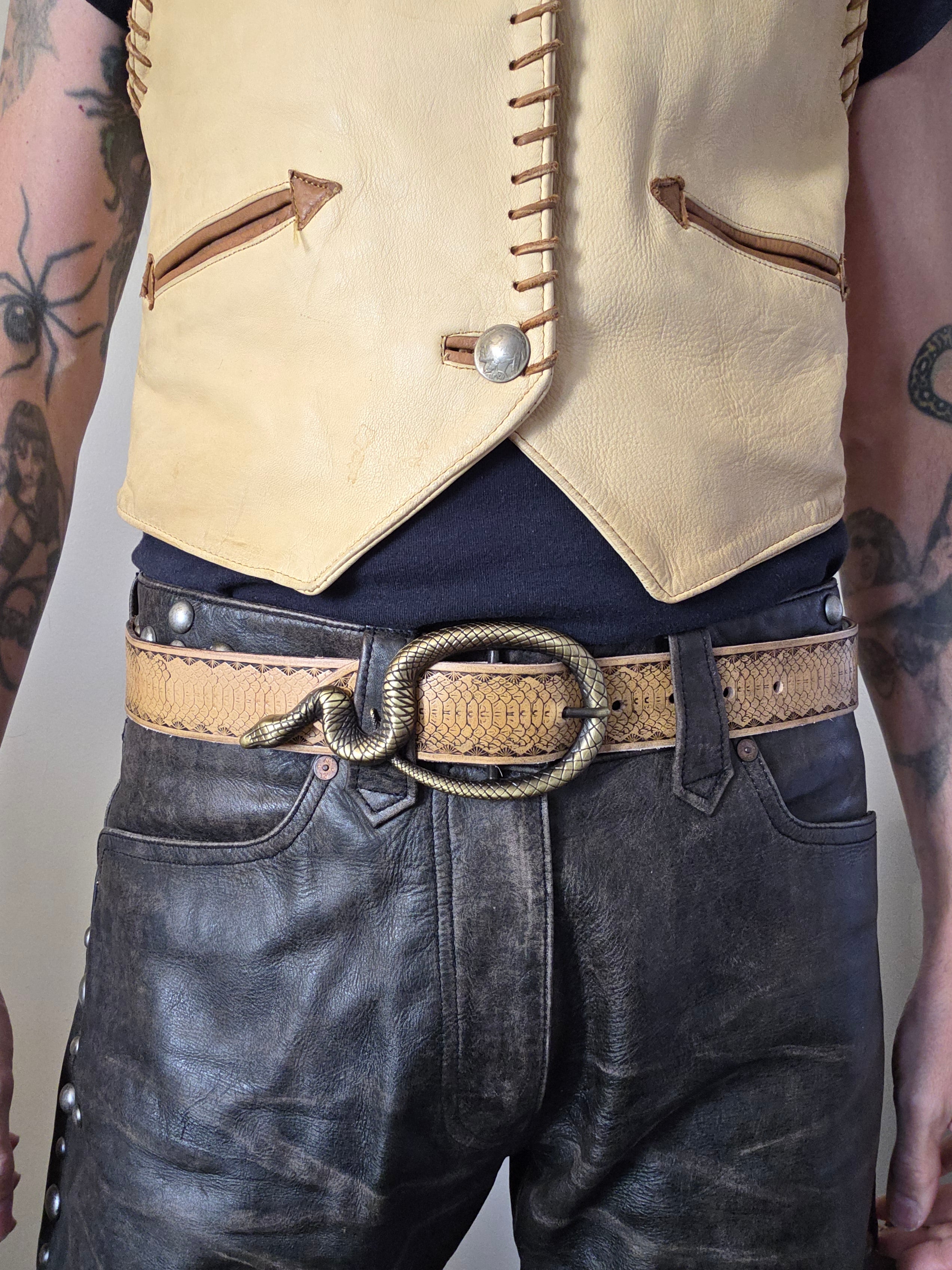 Snake belt