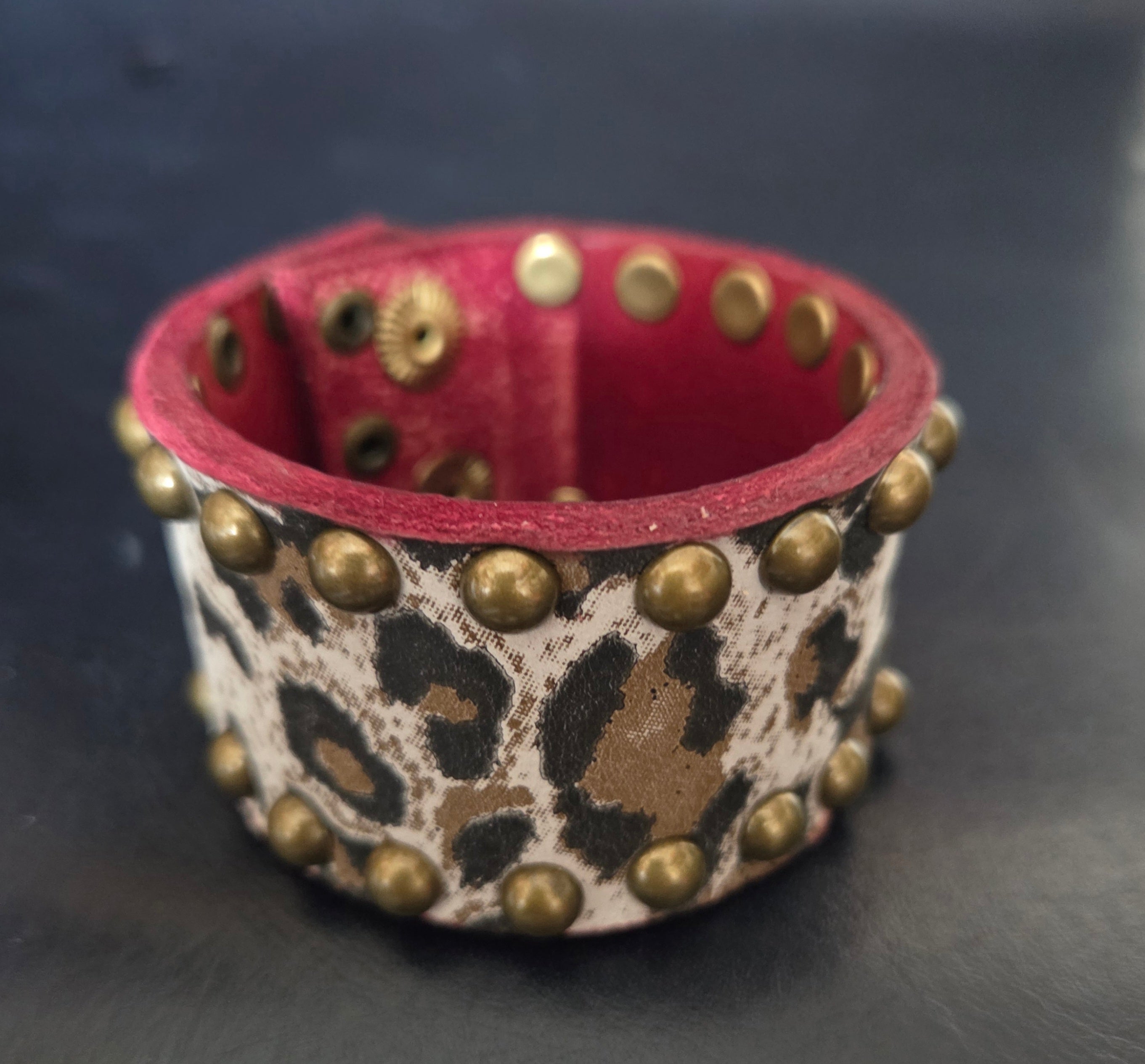 Leopard print wrist cuff.