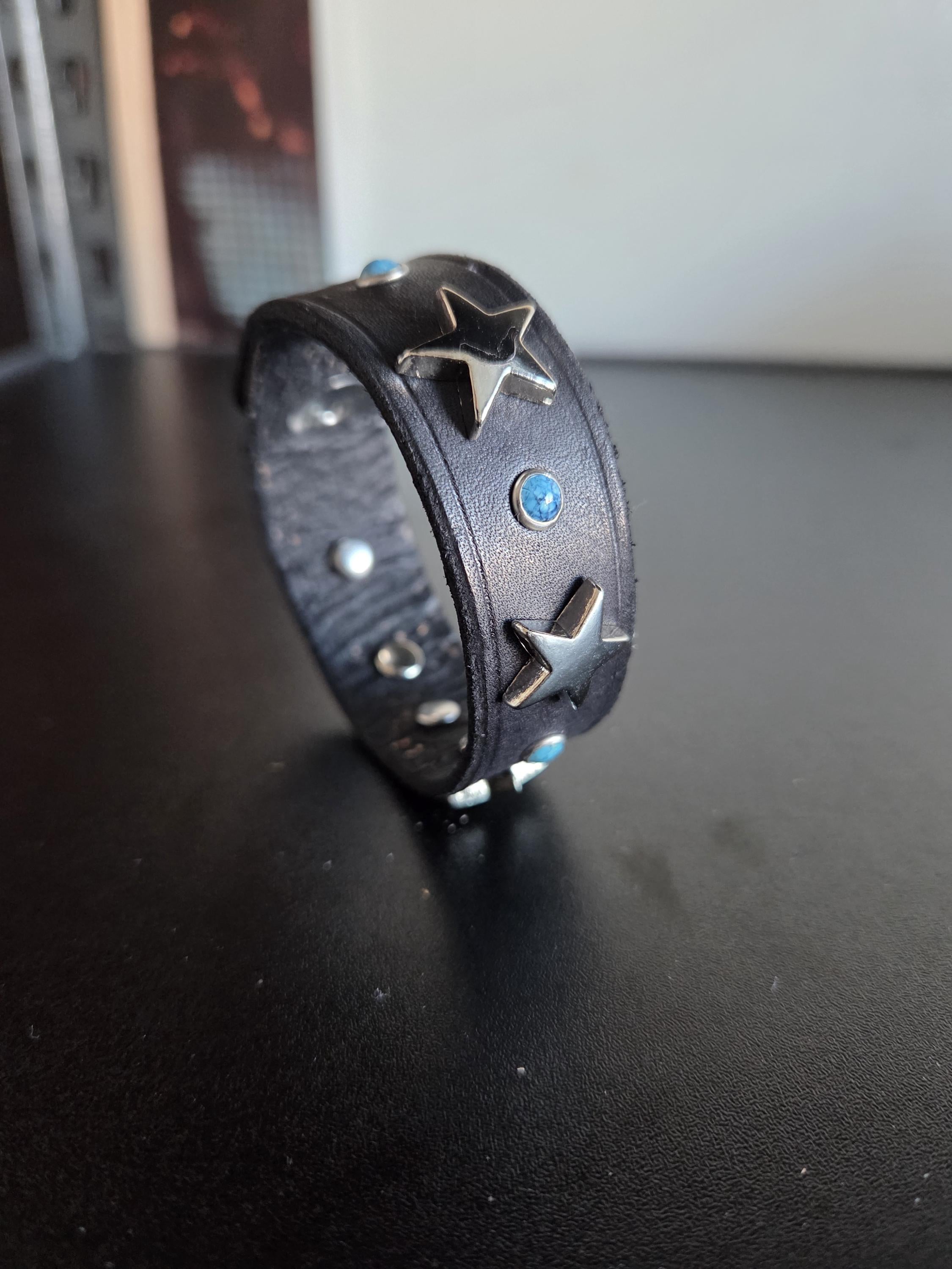 Leather star bracelet with faux turquoise rivets. Size M.